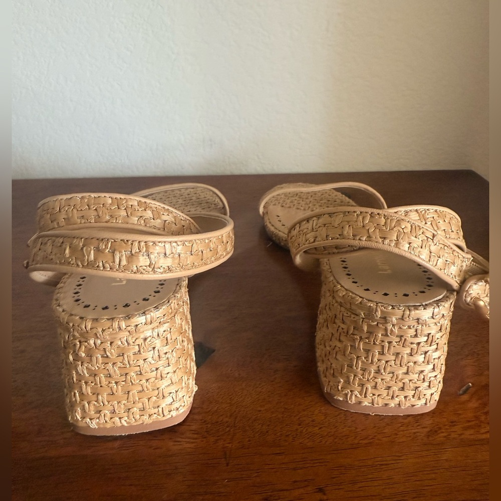 LARROUDE Sandals like NEW - Picture 4 of 9